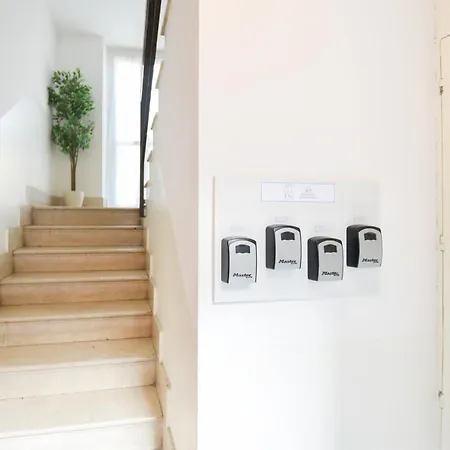 Bilocale Ospedale Civile 9 F&l Apartmán *